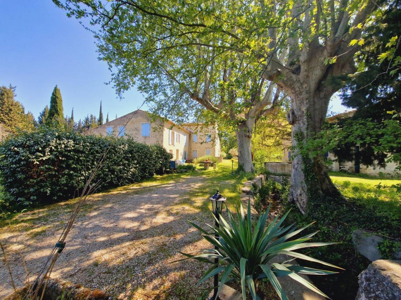 Ancien Mas Du Moulin Bed & Breakfast Eygalieres  Luaran gambar