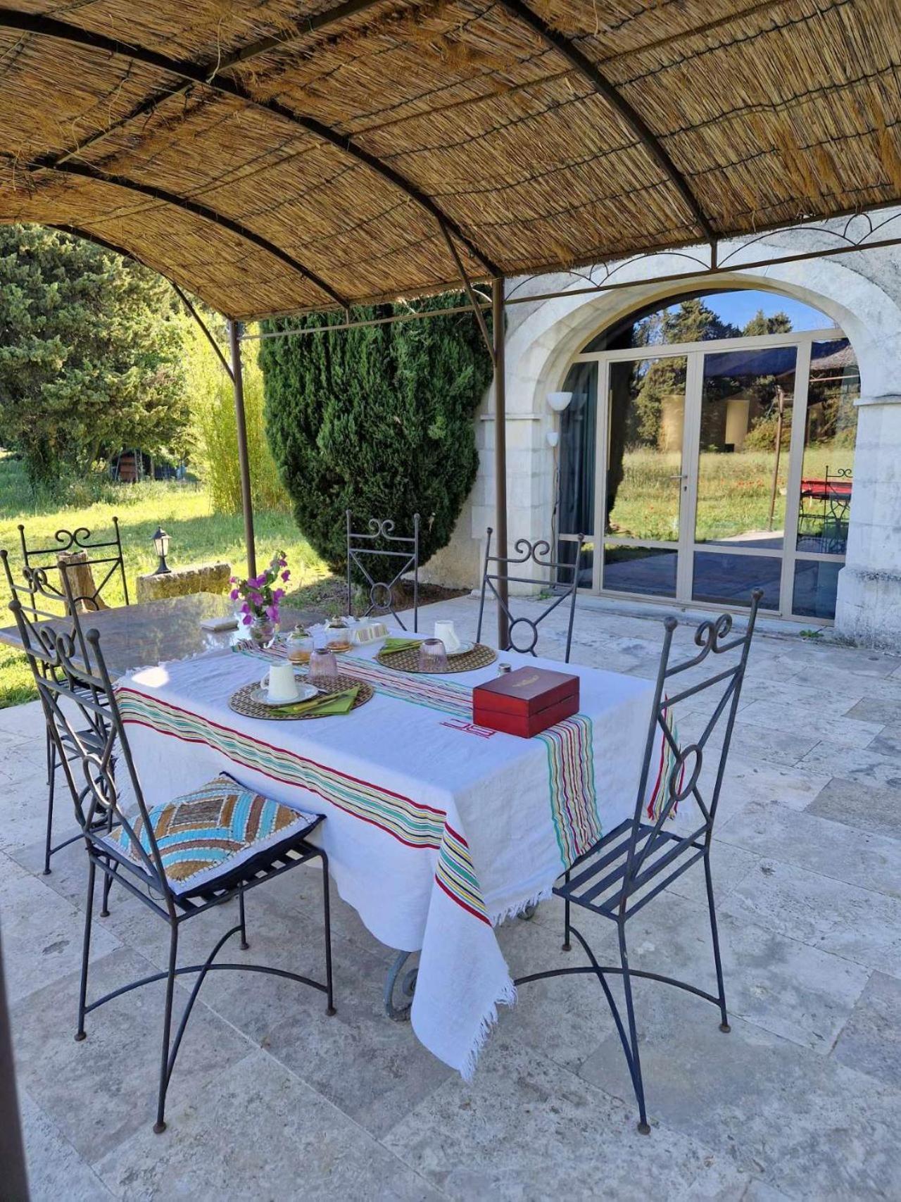 Ancien Mas Du Moulin Bed & Breakfast Eygalieres  Luaran gambar
